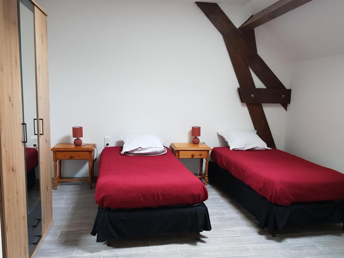 Villa Au coeur de nos campagnes à Lachapelle-Saint-Pierre Extérieur photo